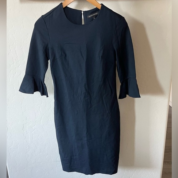 Banana Republic Women’s Navy Bell-Sleeve Shift Dress Long Sleeve, size 00• - Picture 3 of 13